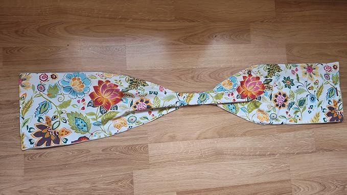 Adult Bib Floral Scarf Dining Scarves, Clothing Protectors Reversible, Woman, easy on Magnetic Snap, Loop, Washable, Reusable for Eating