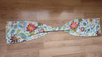 Adult Bib Floral Scarf Dining Scarves, Clothing Protectors Reversible, Woman, easy on Magnetic Snap, Loop, Washable, Reusable for Eating