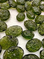 Green Moldavite Czech Meteorite Impact Glass Natural Rough Stone Crystal Energy Stone 1pc, 11223S1BOTTON