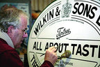 Tiptree Strawberry with Champagne Conserve (340g)
