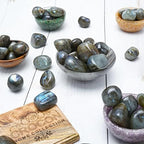Crocon® 1lb Labradorite Tumbled Stones And Crystals Bulk 2000+ Carats, Polished Stones Rock Collection Vase Filler Tumbles Crystals Healing Reiki Gemstone Gifts, Fountain Tumbles Size 20 mm