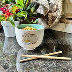 Enesco Pusheen the Cat Eating Ramen Bowl and Chopsticks Set, 3.94 Inch, Multicolor