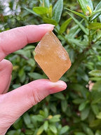 GAF TREASURES 3 Pcs Honey Calcite Rough Natural Stones, Raw Calcite Crystals (Honey Calcite)