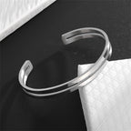 Simple polished titanium steel open bracelet, stainless steel C-shaped bracelet, adjustable double line bracelet, suitable for daily wear or gift giving, suitable for both men and women