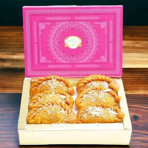 Ghasitaram Gifts Jaiccha Holi- Sweets/Holi Hampers/Green Hamper Box with Sugarfree Gujiyas