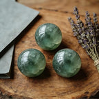 Aiercrystal Natural Stone Crystal Sphere Feng Shui Home Decoration Ball Positive Energy Scrying Orb for Meditation Tool for Spiritual Space Purification Globe Diameter 4-5cm Green Fluorite Sphere