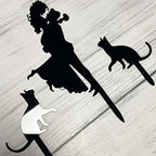 JIEEIN Wedding Cake Topper - Bride Hold Groom with Flowers Besides Two Pet Cats Silhouette Cake Decoration