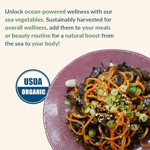 Maine Coast Sea Vegetables Sea Salt with Sea Veg Shaker | Wild-Harvested Seaweed Seasoning | Organic Dulse & Kelp Blend | Rich in Iodine | Great for Soups & Salads | 1.5 oz (Pack of 1)