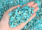 LAIDANLA Turquoise 1lb Crystal Polished Tumbled Stones Irregular Shaped Crystal Chips Bulk Natural Gemstone Aquarium Gravel Rocks Vase Filler Fish Tank Gravel Home Decoration