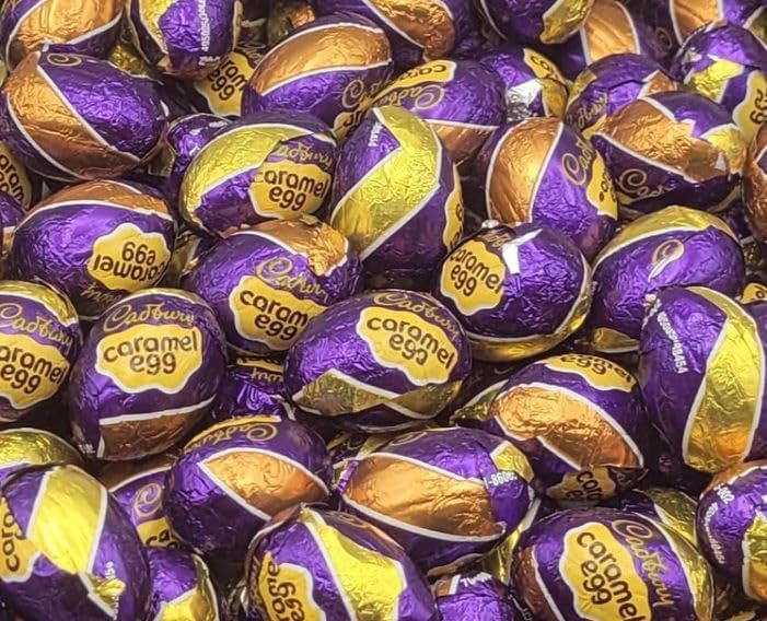 Easter Milk Chocolate Caramel Filled Creamy Mini Eggs Candy - 48 Count Indvidually Wrapped Mini Eggs - Perfect for Easter, Gift Basket Filler & Beyond - Bulk Party Pack