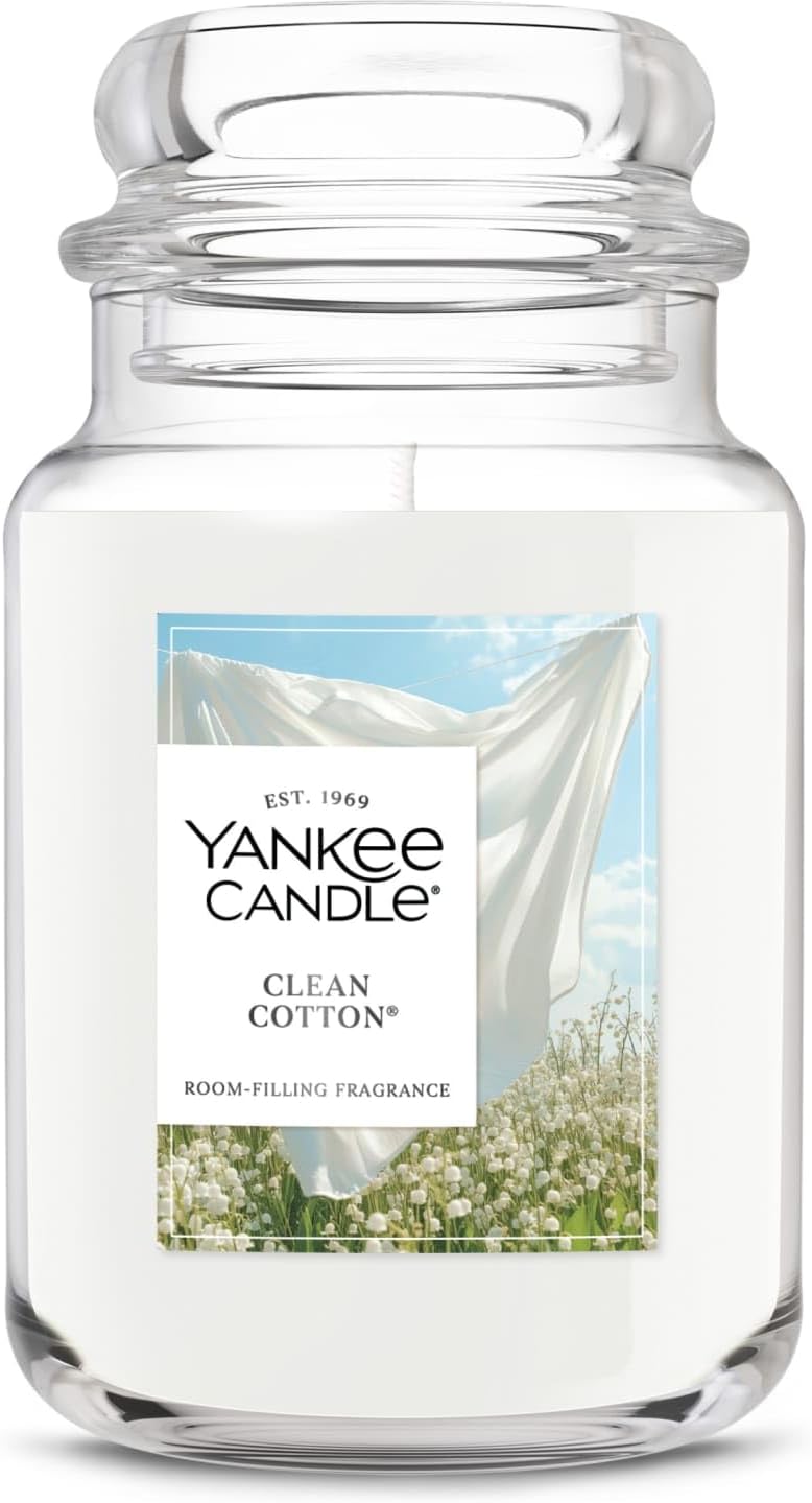 Yankee Candle Clean Cotton, Scented Candle, 22oz Large Jar with up to 150 Hour Burn Time, Giftable, Birthdays