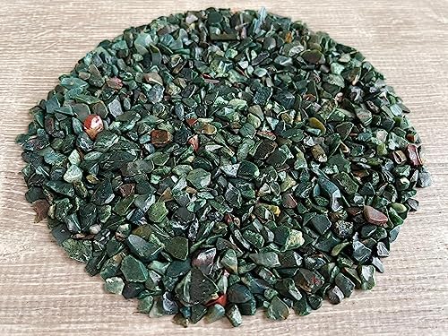 GAF TREASURES Natural Semi Tumbled Bloodstone Gemstone Chips, Crushed Mini Crystals, Undrilled (Bloodstone, Green, 1 Pound)
