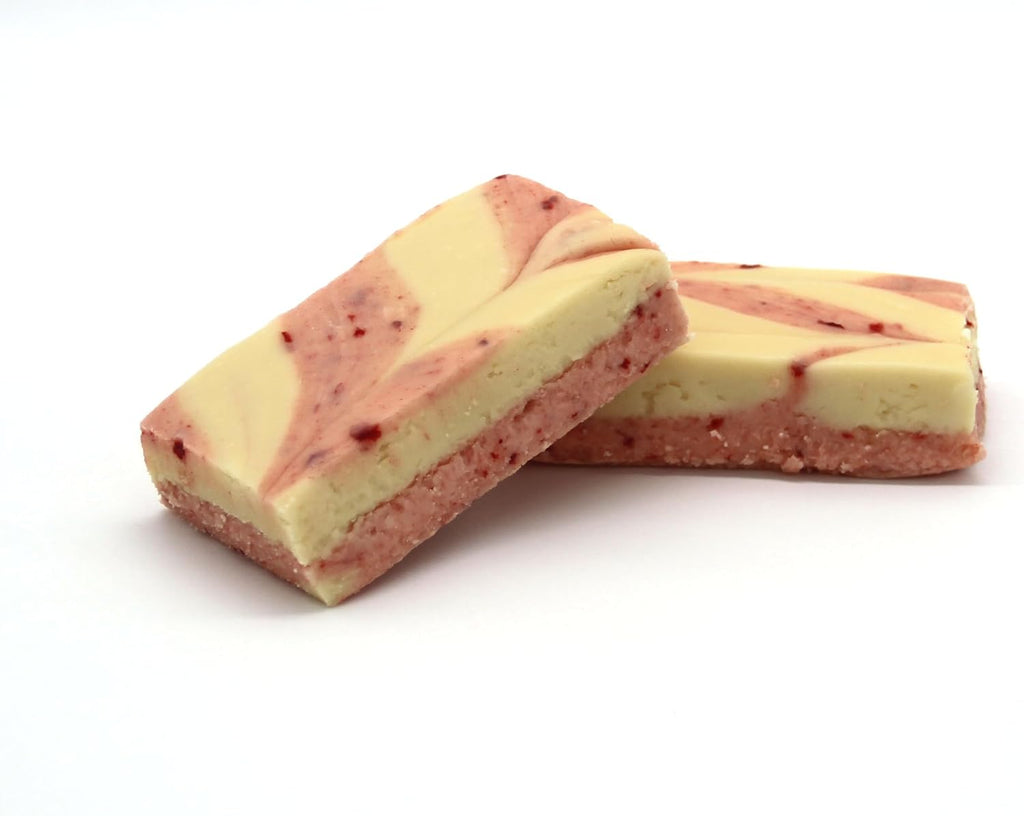 Farmhouse Fudge – Strawberry Cheesecake Fudge, 24 oz – Rich & Creamy Fudge with Strawberry and Classic Cheesecake Flavor, Gourmet Candy Gift