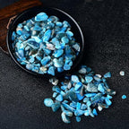 Erliway 100g Natural Apatite Crystal Chips, 7-9mm Tumbled Chips Crushed Crystal Stone, Polished Crystal Chip for Fish Tank, Healing Tumbled Crystal Chip for Reiki Crystal Jewelry Making Home Décor
