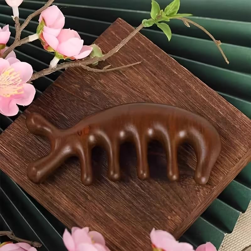 Wooden Scalp Massager Comb, Natural Sandalwood Wide Tooth Massage Comb, Scalp Gua Sha Hair & Facial Massage Tool, Ergonomic Handle, Promotes Circulation & Hair Care, Travel Comb