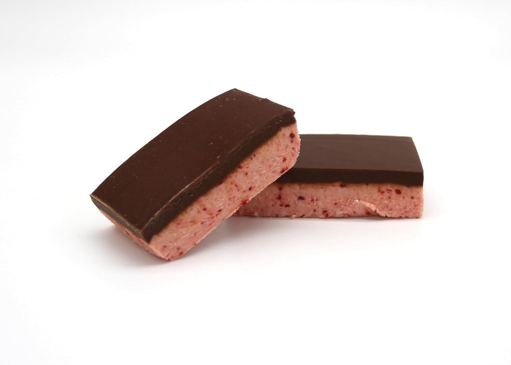 Farmhouse Fudge – Chocolate Covered Strawberry Fudge, 8 oz – Rich & Creamy Chocolate & Strawberry Fudge Inspired by Chocolate Covered Strawberries, Gourmet Candy Gift