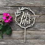 Mr and Mrs Wedding Cake Toppers Bride Groom Cake topper for Wedding Wooden Wreath Rustic Hexagon Funny Decoration Mr&Mrs Sign Gold Silver Brown (Unpainted)
