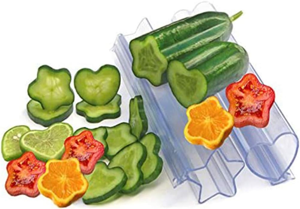 2 Pcs Vegetable Growing Molds, Heart-Shaped Fruit Growth Molds Cucumber MoldFruit Shaping MoldsFruit GrowingMolds Shaping Tool for Garden Yard