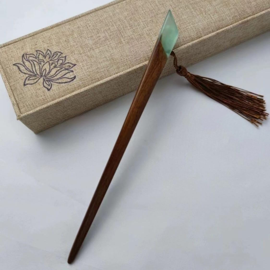 Handmade Sandalwood Hairpin, Translucent Jade Green Resin Splicing Hairpin Modern Chinese Hair Jewelry Hair Acessories for Women (green sandalwood)