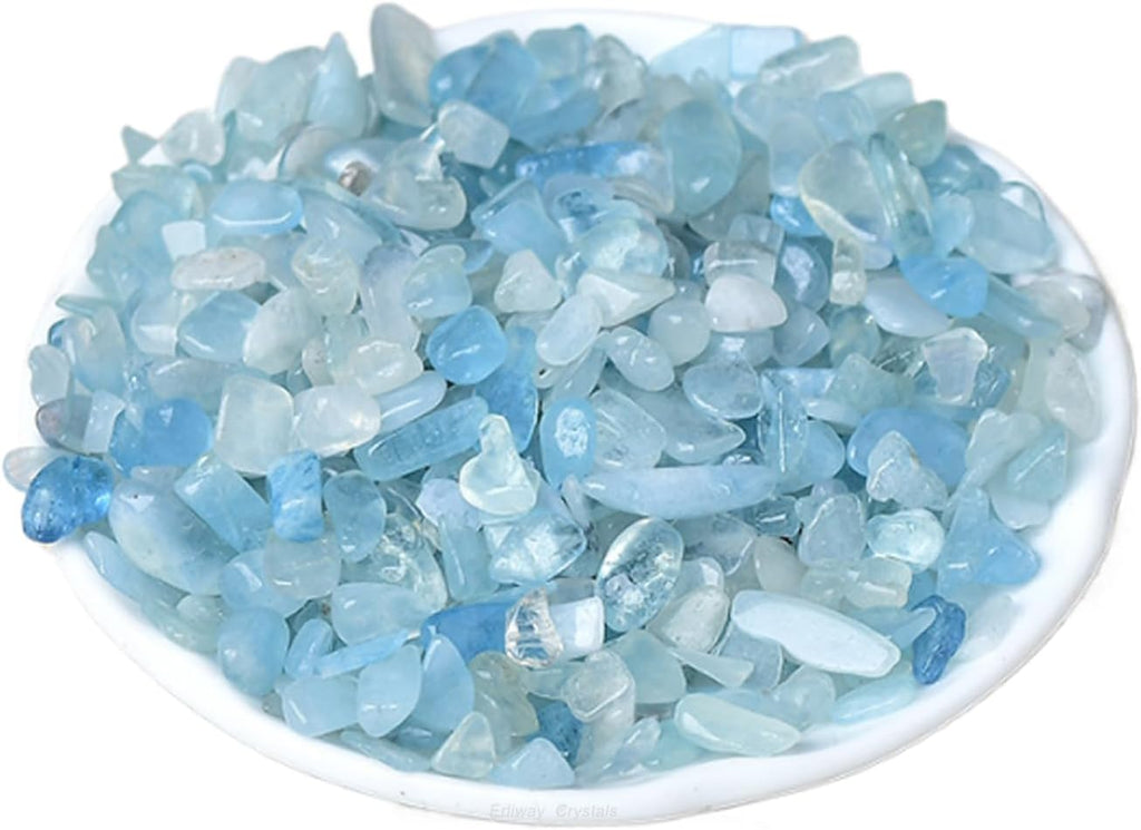 Erliway 100g Natural Aquamarine Crystal Chips, 7-9mm Tumbled Chips Crushed Crystal Stones, Polished Crystal Chips for Vase Filler Healing Reiki Crystal Jewelry Making Home Decor Aquarium Gravel