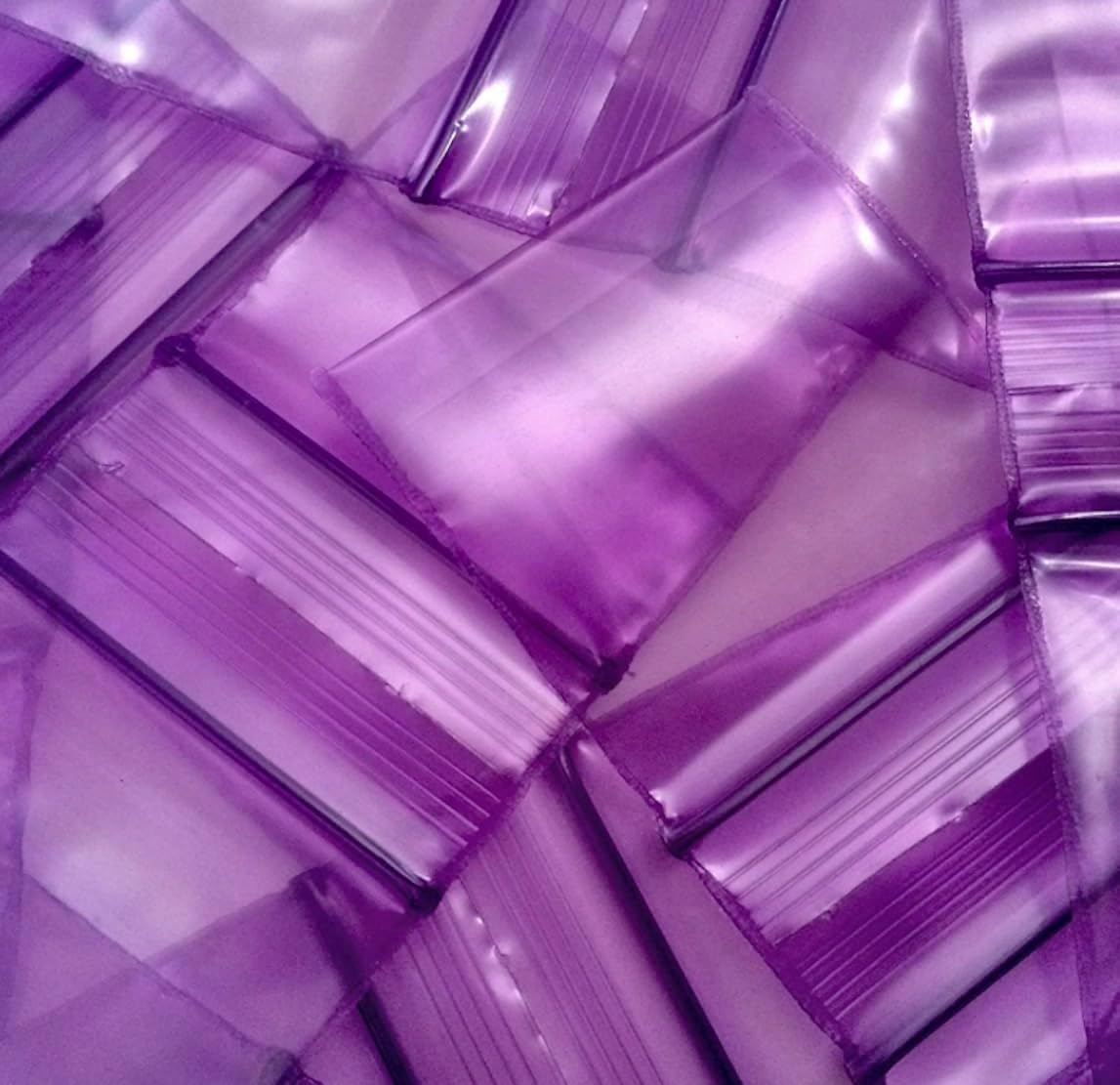 200-2" x 2" 2020 Small Zipper Lock Baggies Craft Resealable Plastic Baggy 2 Mil Zipper Poly Bags (Purple)