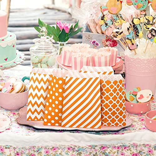 KESOTE 100 Pack Halloween Thanksgiving Small Paper Candy Bags for Goody Candy Cookie Buffet, Halloween Party Favor Bags, Orange