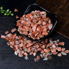Erliway 7-9mm Natural Sunstone Crystal Chips, 100g Polished Healing Crystal Chips Crushed Tumbled Stones for Vase Filler, Aquarium Gravel, Reiki Healing, Meditation, Home Decor and DIY Jewelry Crafts