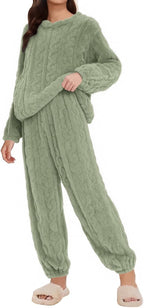 Fleece Pajamas Sets for Women Fall Winter Warm Soft Flannel 2 Piece Lounge Wear Ladies Cute Pius Size Fuzzy Sleepwear