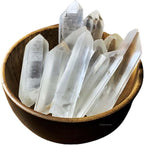 Erliway 0.22 lbs Clear Quartz Crystals Bulk, 2.36-3.94" Raw Clear Quartz Crystal Wands, Irregular Shape Rough Quartz Crystal Points for Meditation Yoga Reiki Balancing Wire Wrapping