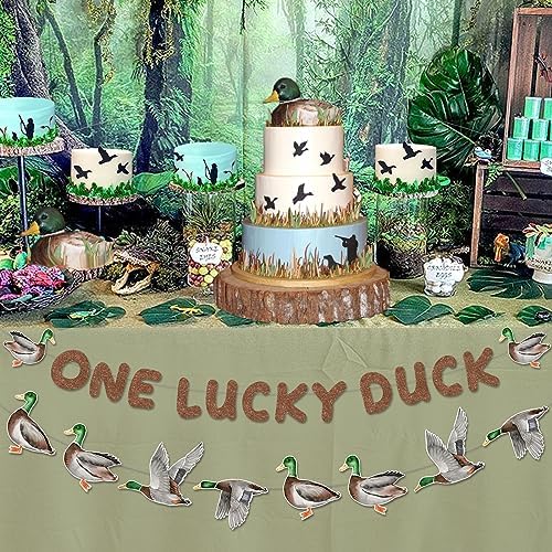 Sursurprise Duck Hunting First Birthday Decorations, One Lucky Duck Banner Mallard Garland for Boys 1st Birthday Party Supplies