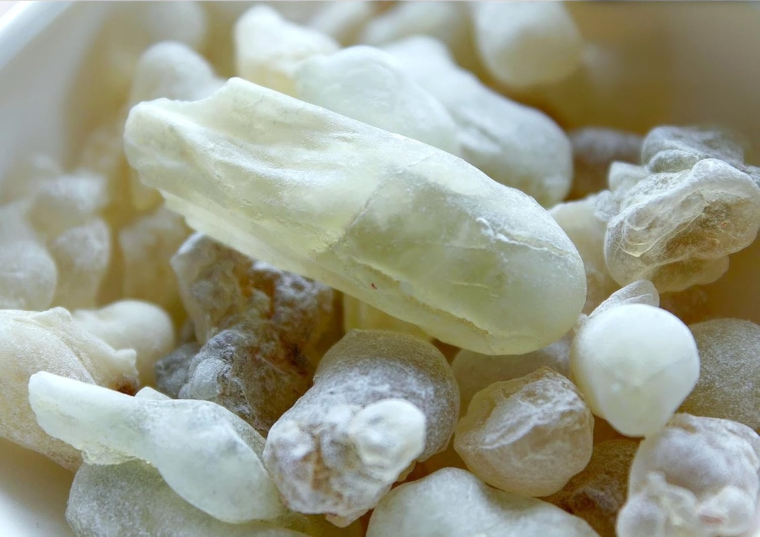 Certified Organic Green Hojari Frankincense Resin from Oman (Boswellia Sacra) (1/2 lb/Pound)