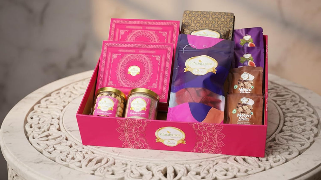 Ghasitaram Gifts Jaiccha Holi- Sweets/Holi Hampers/Thandai Ghasitaram Big Hamper Basket of 16 Healthy Goodies with Sugarfree Gujiyas