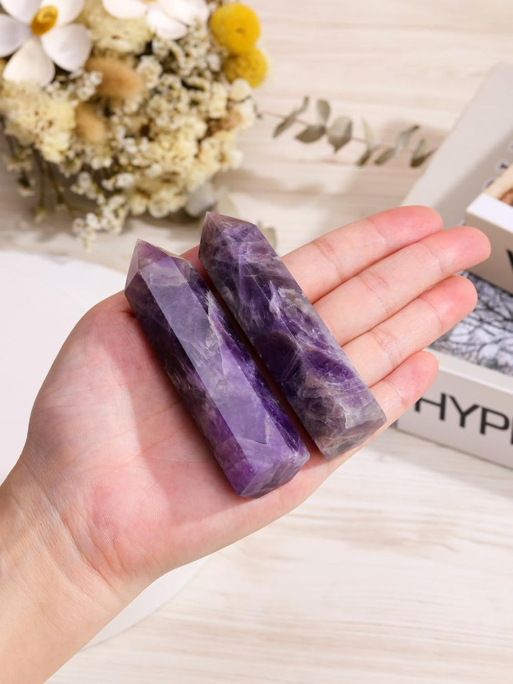 Jovivi Amethyst Healing Crystal Wands,3.5"-4" Natural Polishied Hexagonal Point Chakra Crystal Wand for Reiki Energy Meditation Stone Home Decor Collection Gift 1PC