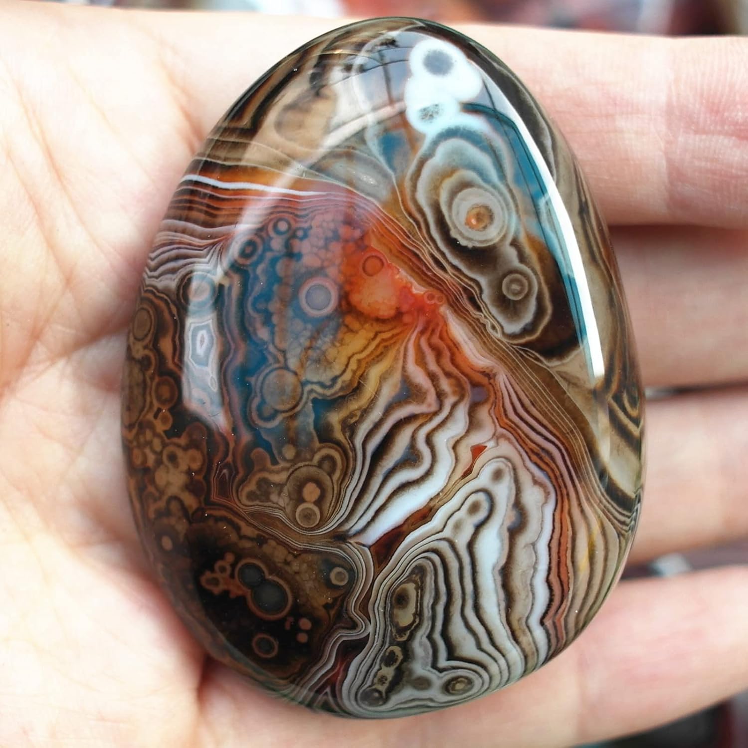 Natural Polished Banded Lace Agate Healing Crystal Specimen Irregular Palm Worry Stones Pebble Reiki Madagascar Collection Gifts Decor 1pc.（0.22-0.28 Pound