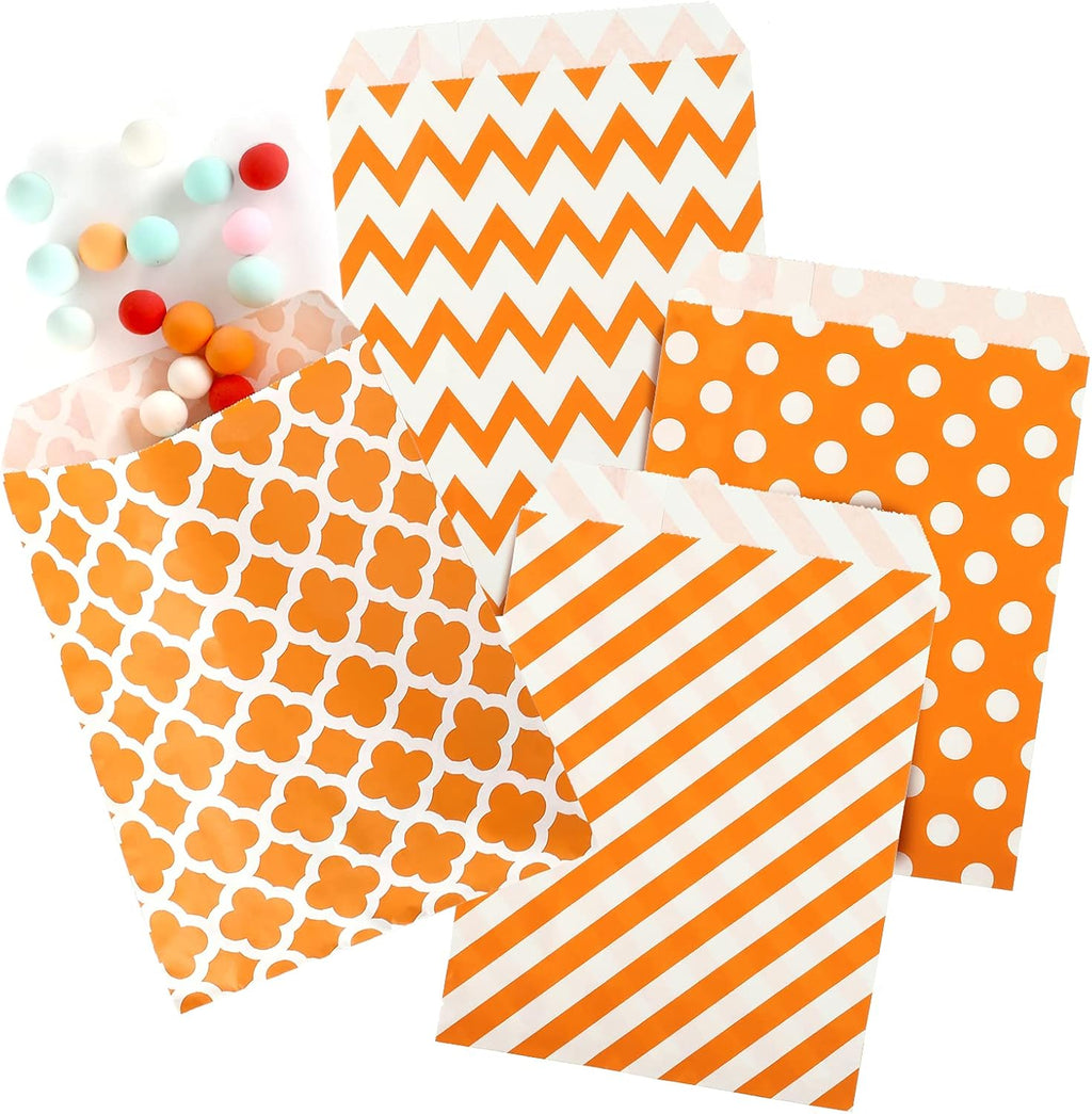 KESOTE 100 Pack Halloween Thanksgiving Small Paper Candy Bags for Goody Candy Cookie Buffet, Halloween Party Favor Bags, Orange