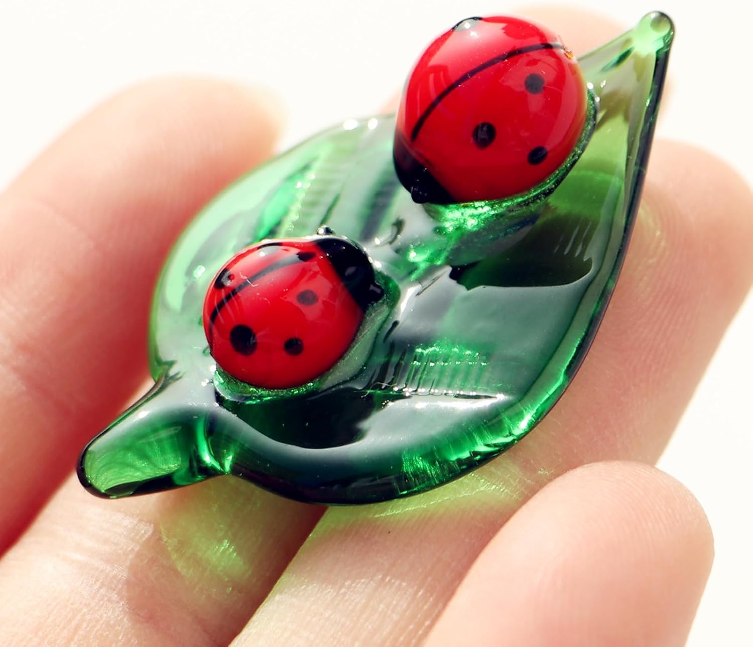 Mini Crystal Green Leaf Glass Ladybug:Decor Insect Statue Decor Room Ornament Hand-Blown Glass Collectible Figurines