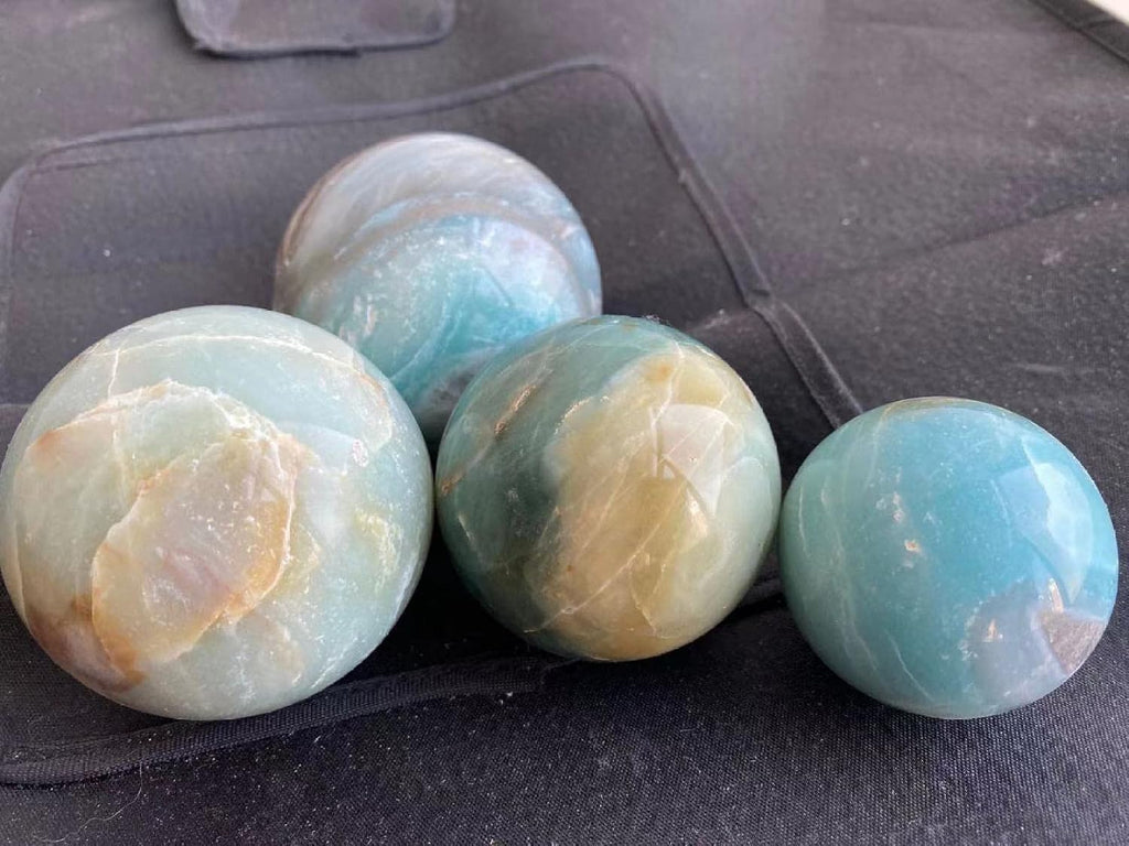 Natural Caribbean Calcite Ball Blue Quartz Crystal Calcite Sphere Gemstone for Home Decor,1pcs,50-60mm