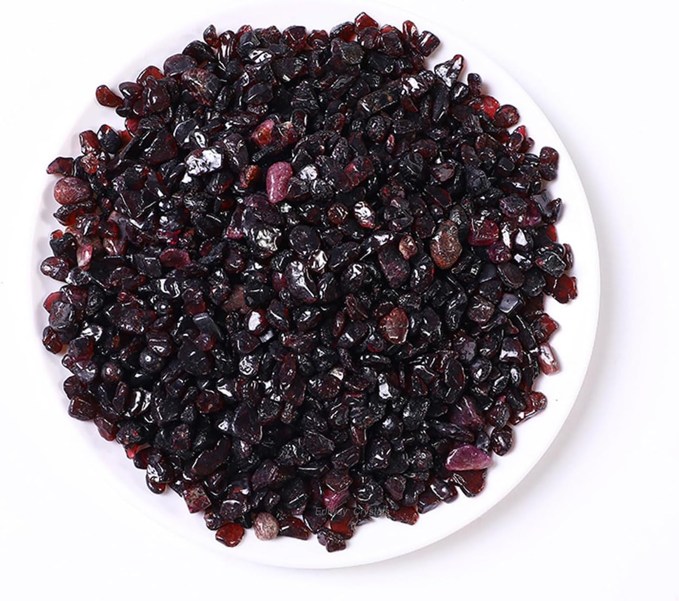 Erliway 100g Natural Garnet Crystal Chips, 7-9mm Tumbled Chips Crushed Crystal Stone, Polished Crystal Chip for Vase Filler, Healing Tumbled Crystal Chip for Reiki Crystal Jewelry Making Home Decor