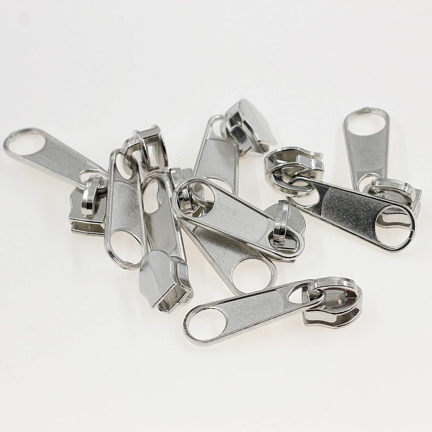 Leekayer 50PCS #5 Shiny Silver Pulls for Nylon Coil Zippers Metal Zipper Sliders for Jacket Luggage Purses Bags Bulk(Chrome) Brass Slider for Zipper