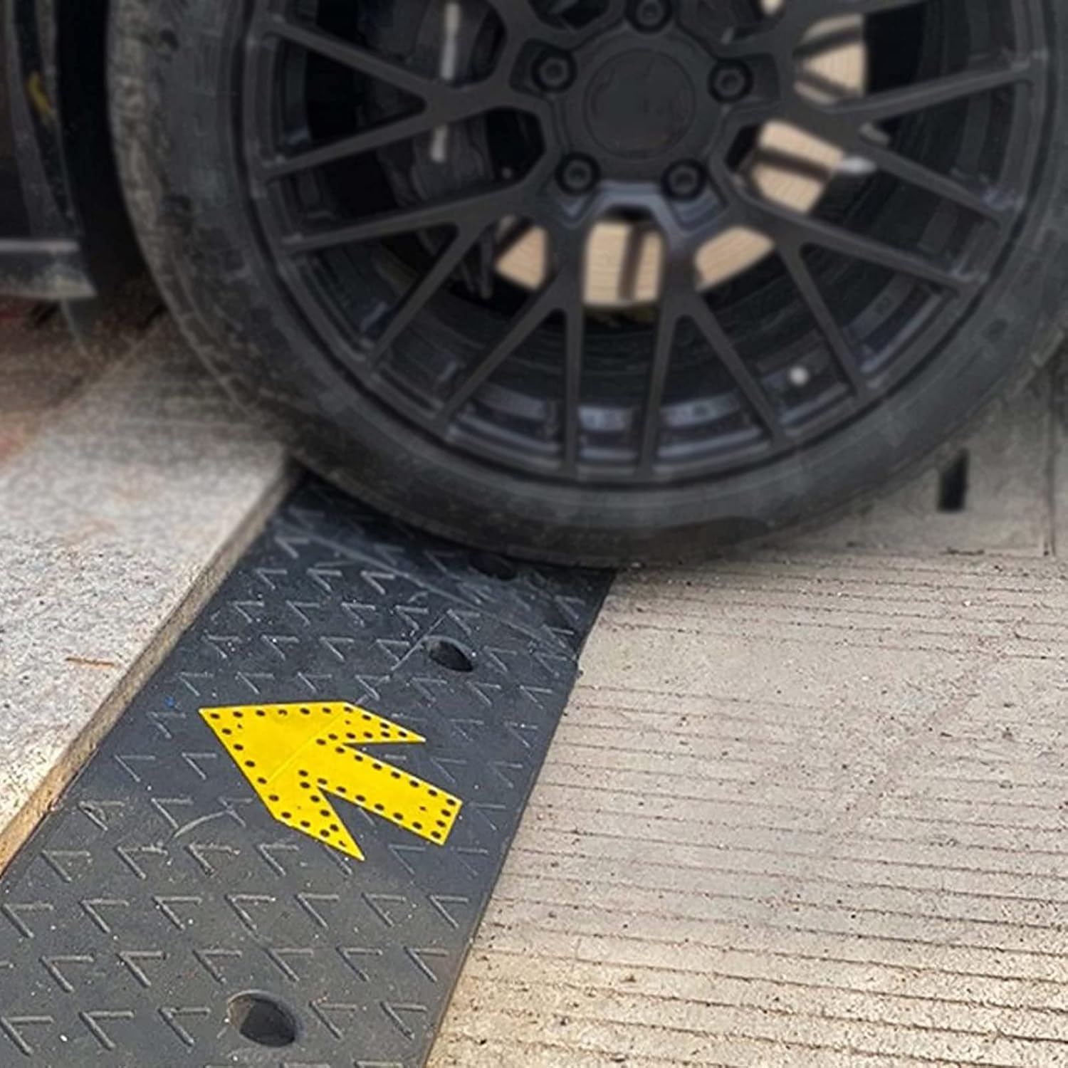 Heavy Duty Threshold Ramp 2 3 4 5 6 Inches Rise, Driveway Curb Rubber Wheelchair Transition Ramp, Garage Entry Ramp Easy to Fix (4Cm (1 5/8In) Rise)