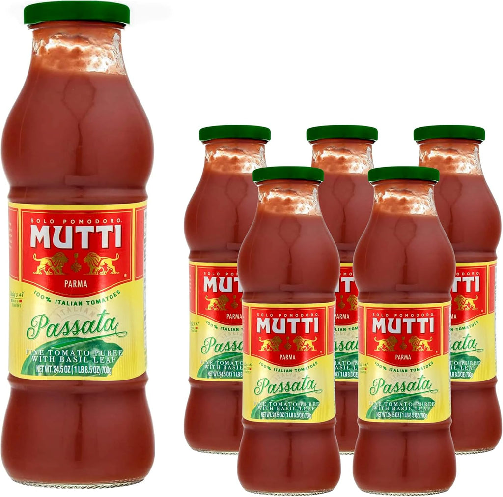 Mutti Tomato Puree with Basil (Passata con Basilico), 24.5 oz. | 6 Pack | Italy’s #1 Brand of Tomatoes | Fresh Taste | Vegan Friendly & Gluten Free | No Additives or Preservatives