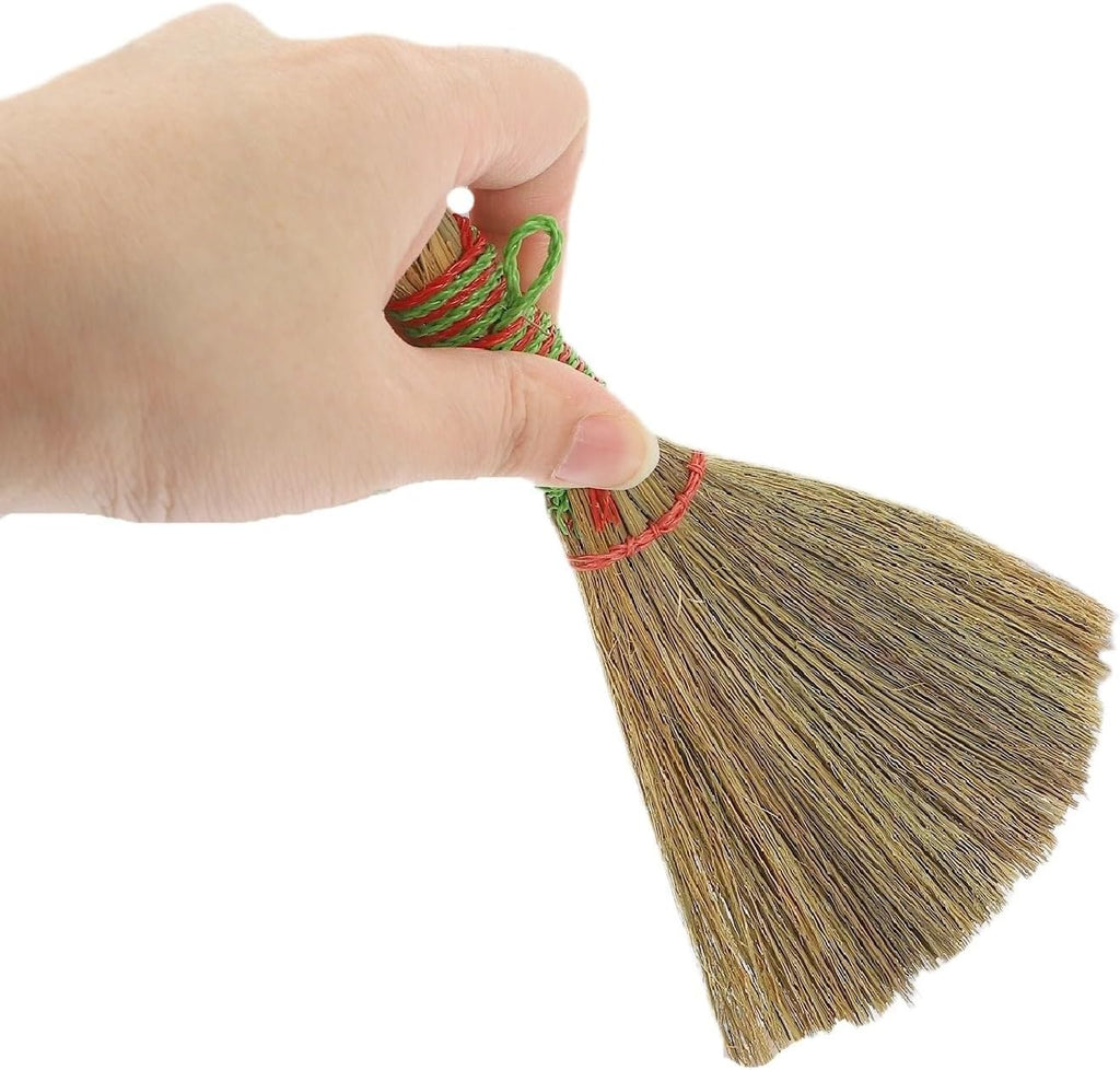 Witch Altar Broom, Wicca Brush DIY Craft Jewelry Making Pendant Wiccan Ritual Altar Witches Broom Handmade Mane Broomstick for Ceremonial Wall Decor 14cm