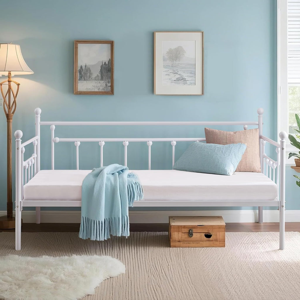 VECELO Twin Size Daybed Frame Metal Steel Slat Support with Headboard Sofa Bed Platform for Living Room, Guest Room, Easy Assembly, White