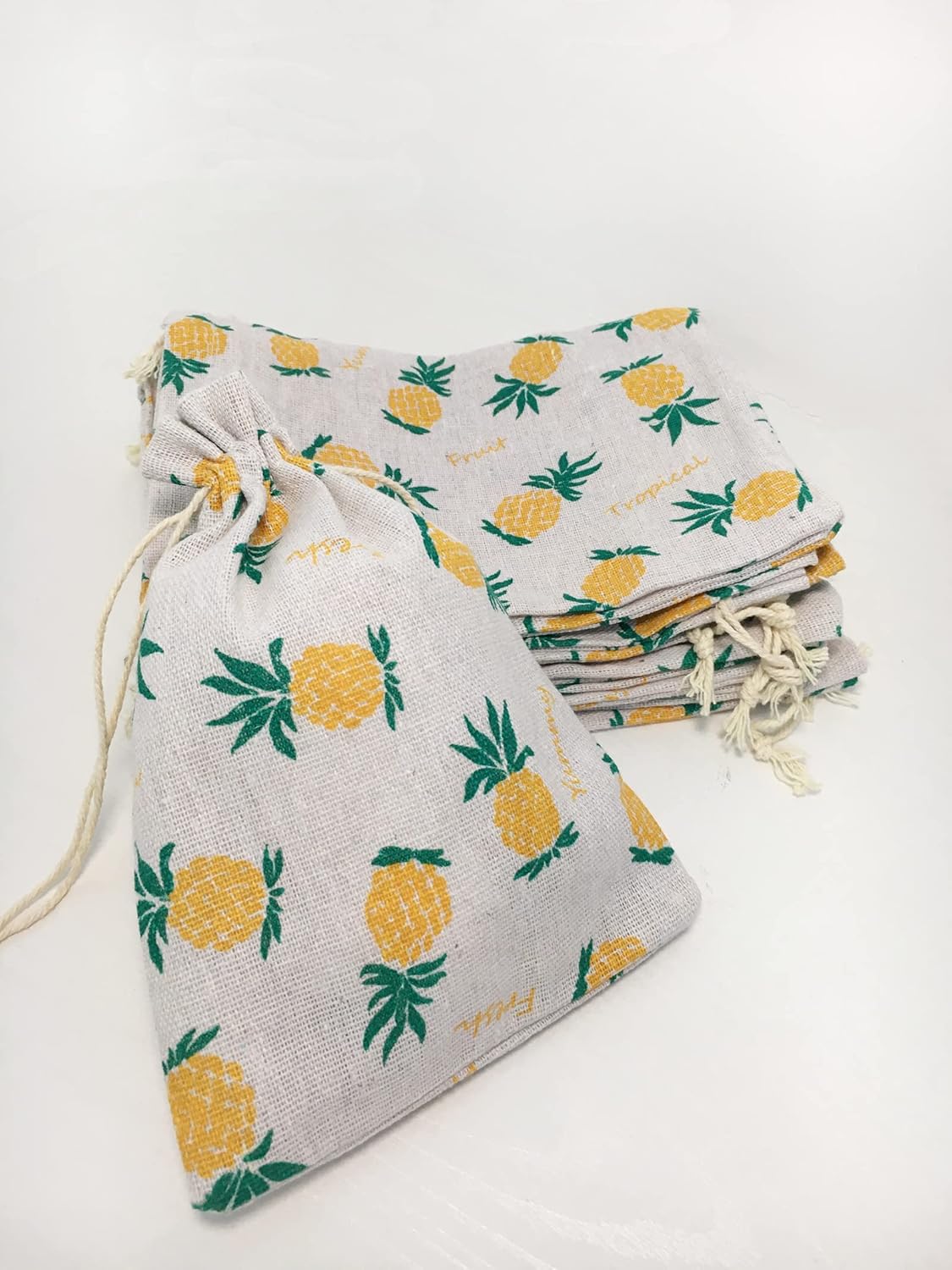 Autupy 20 Pack 5.5 x 3.9 Inch Pineapple Drawstring Pouch Pineapple Favor Bags for Hawaiian Tropical Party Luau Party Birthday Party Decoration