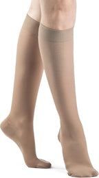 DYNAVEN by Sigvaris Women's Compression Calf-High Socks 20-30mmHg Weight - Closed Toe Design for Everyday Support - Medium Short - Light Beige