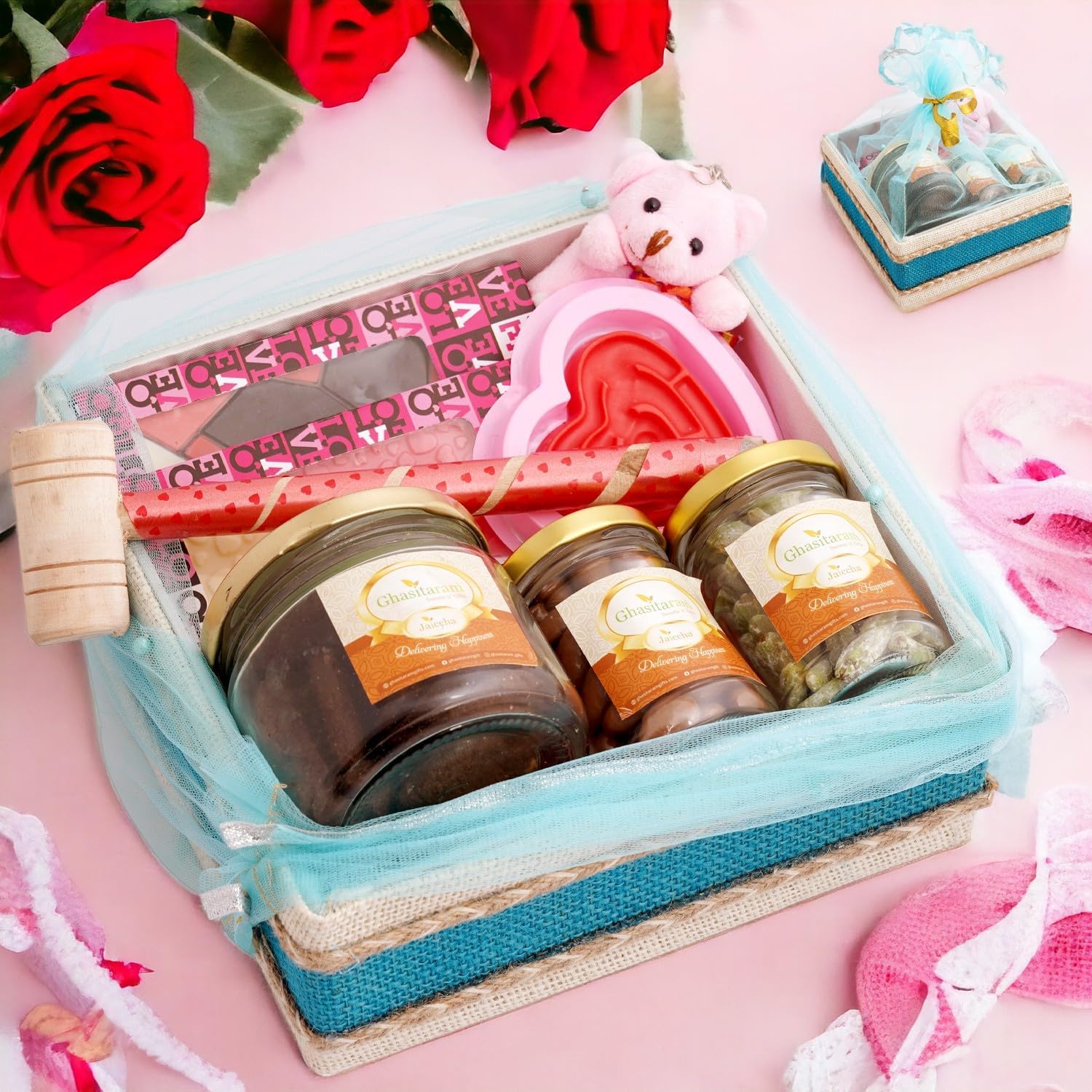Jaiccha Ghasitaram Valentines Gift for Girlfriend/Boyfriend/Husband and Wife Valentines Jute Potli Basket with Bark