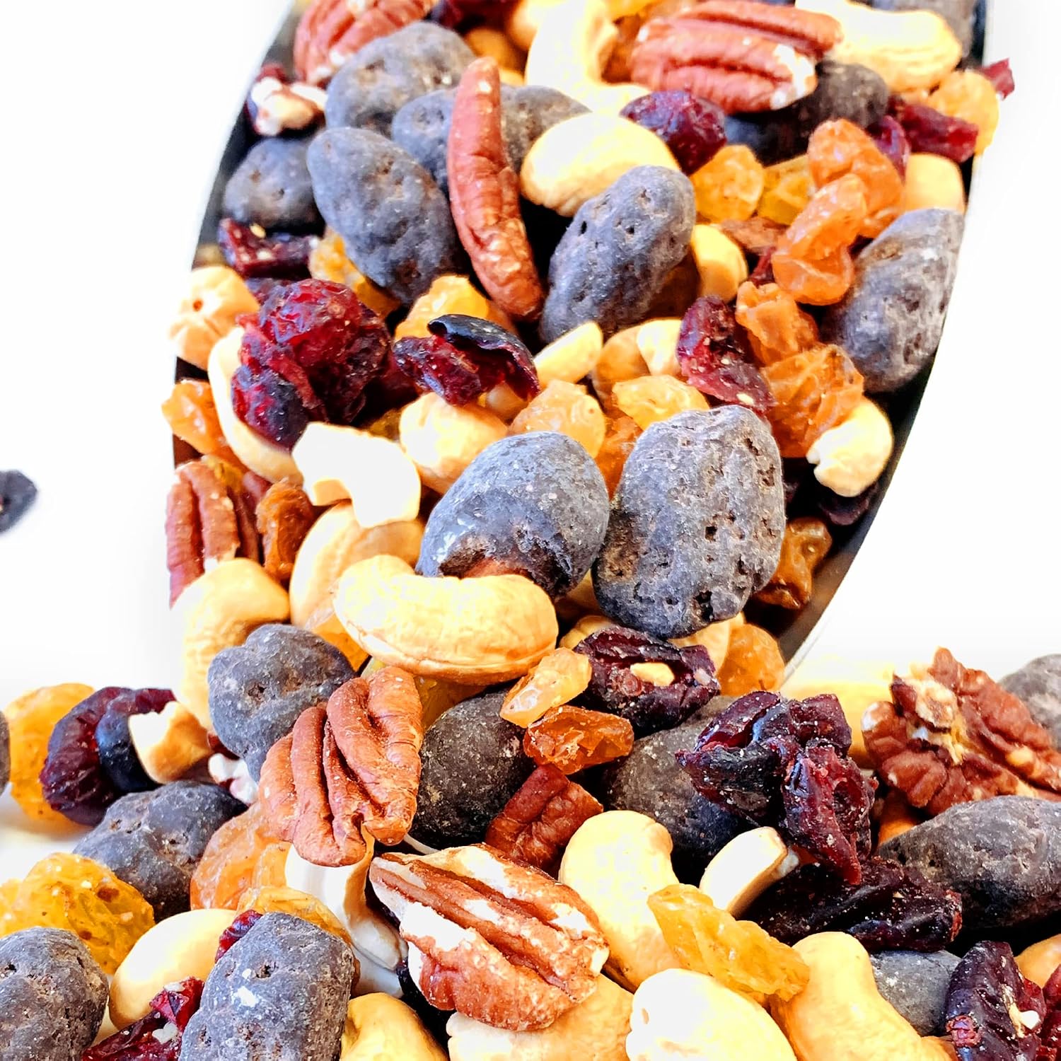 NY SPICE SHOP Candy Sweet Sea Salt Sensation Trail Mix with Mixed Nuts - Dried Fruit Healthy Snacks for Adults and Kids - Nut Snack Packs - 1 Pound