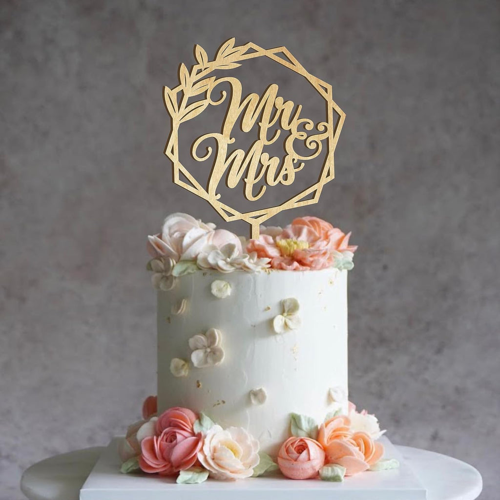 Mr and Mrs Wedding Cake Toppers Bride Groom Cake topper for Wedding Wooden Wreath Rustic Hexagon Funny Decoration Mr&Mrs Sign Gold Silver Brown (Unpainted)