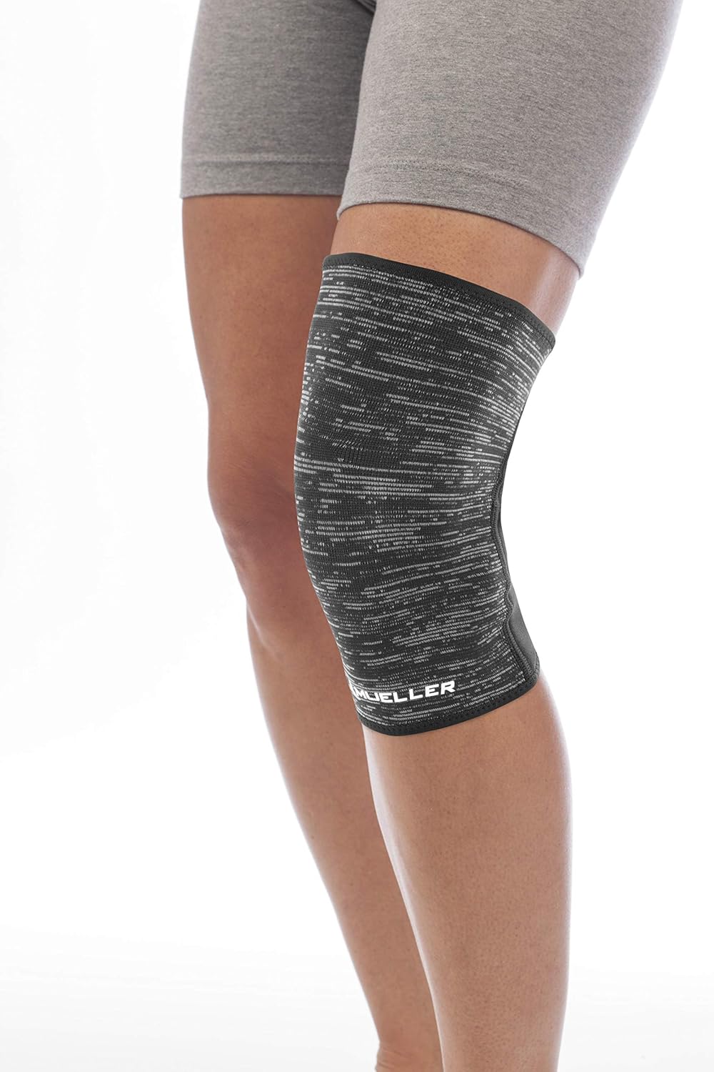 MUELLER Sports Medicine Hybrid Wraparound Knee Support, Knee Pain Relief Support for Men and Women, Ideal for Arthritis, Sprains, Black, Large/X-Large