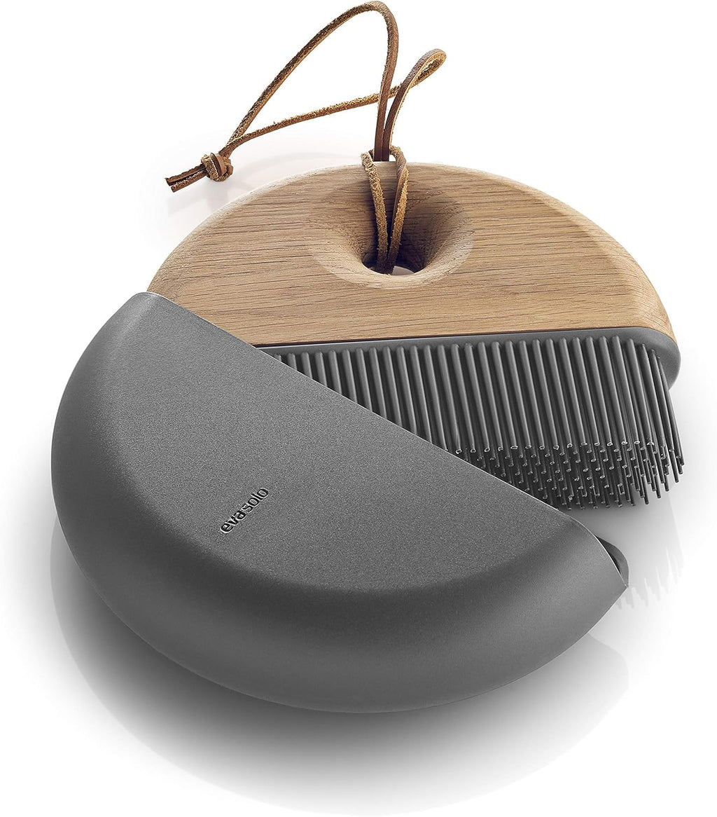 Eva Solo | Sweep Dustpan and Brush Set | Dustpan with Oak Handle | Easy Sweep up Dirt | Nordic Design Dust Pan